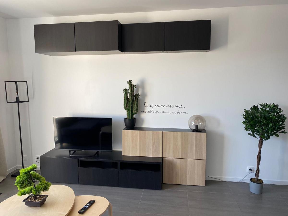 Gold Cocoon T3 74M2 Proche Centre Ville Villejust Bagian luar foto