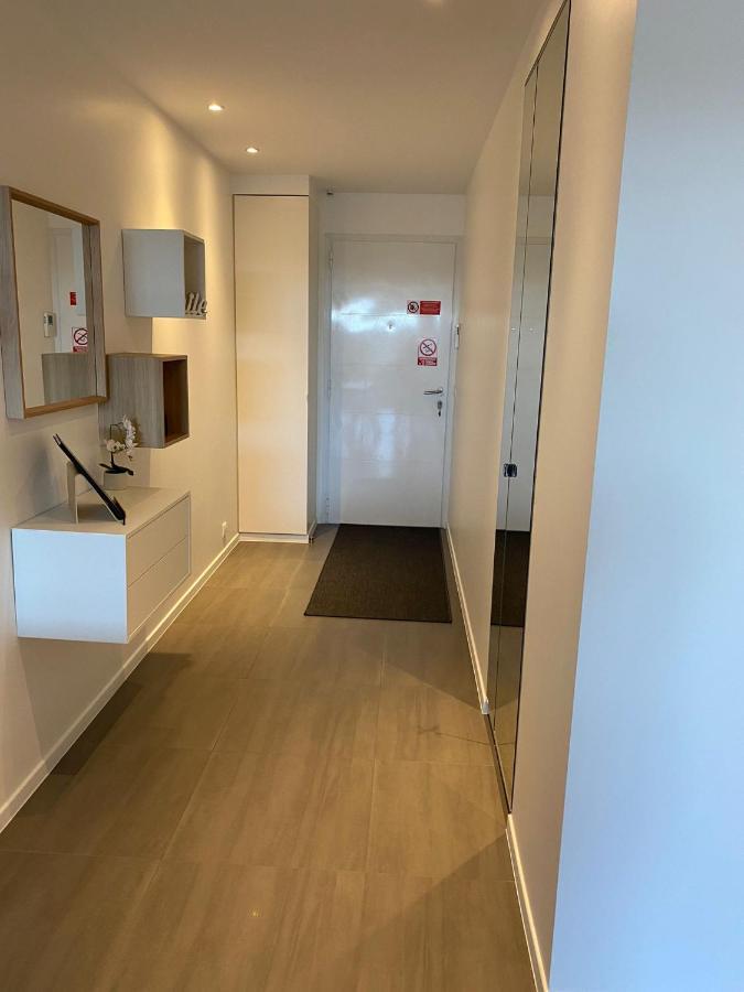 Gold Cocoon T3 74M2 Proche Centre Ville Villejust Bagian luar foto
